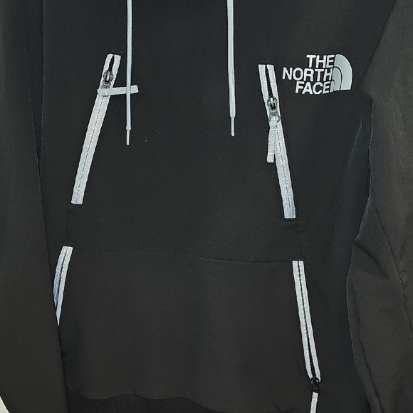The North Face Tekno Hoodie (M) - Picture 4 of 9